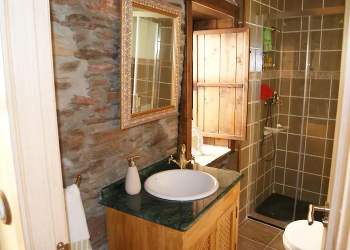 Casa Bell * Manzanedo de Valdueza